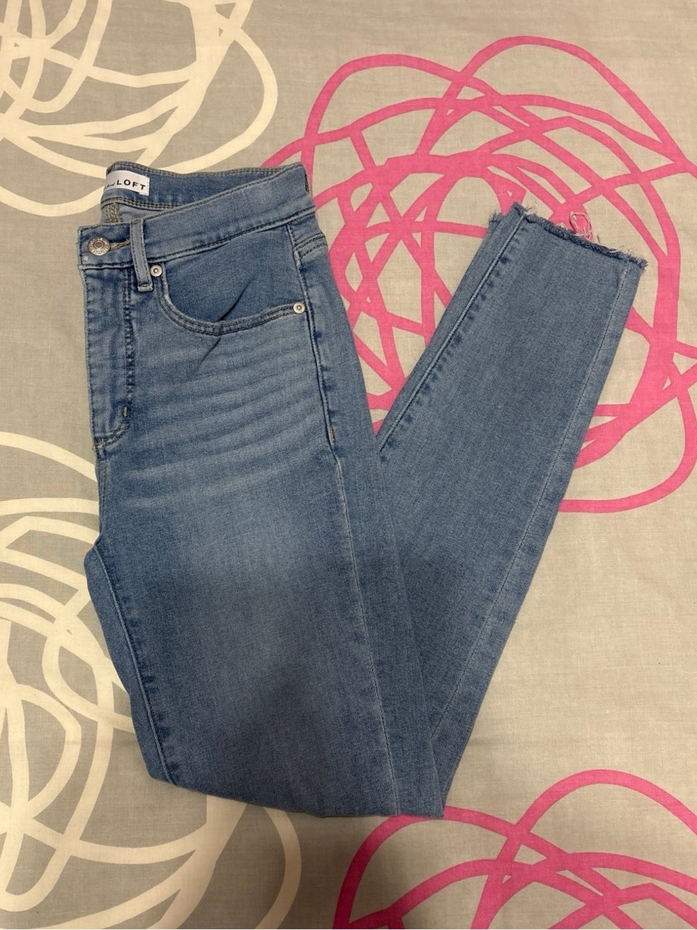LOFT High-Rise Medium Wash Skinny Jeans